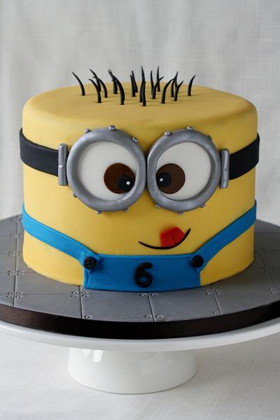 Minion cake - Cake by CrazyAboutCake