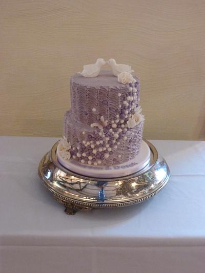 Dove ruffle wedding cake  - Cake by Sugar-pie
