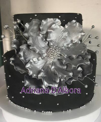 Sobre elegance - Cake by Adriana D'Albora