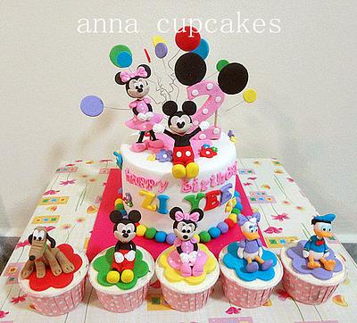 Minnie and Friends cake - Cake by annacupcakes