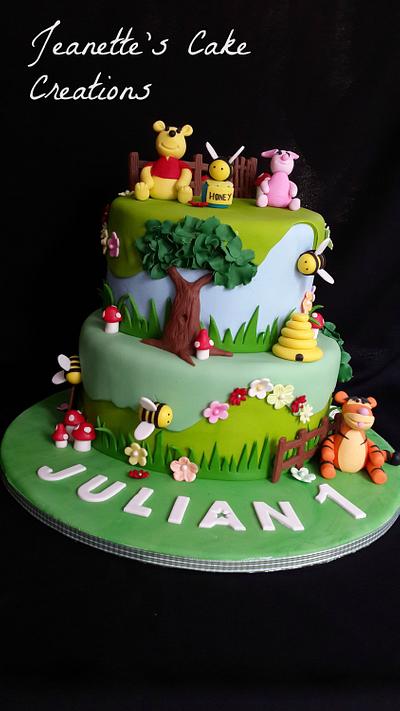 Winnie the Pooh - Cake by Jeanette's Cake Creations and Courses