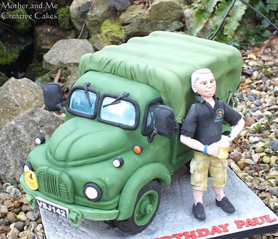 Army truck cake - Cake by Mother and Me Creative Cakes