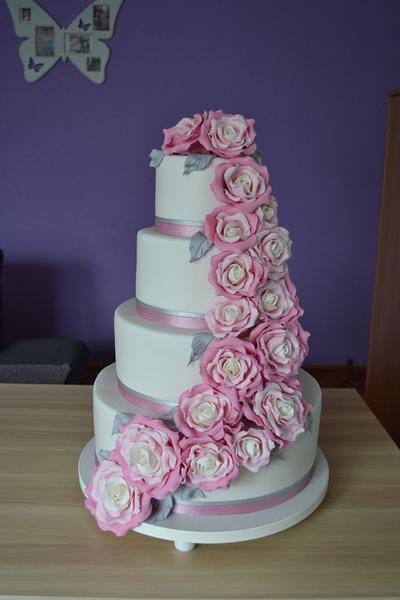 Wedding roses cake - Cake by Zaklina