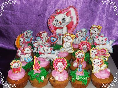Aristocats Cupcake - Cake by quennie