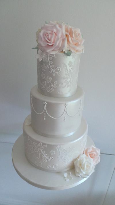 Vintage Roses Wedding Cake - Cake by TiersandTiaras