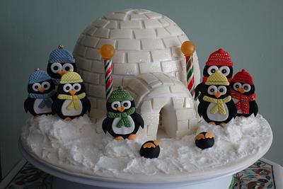 Christmas igloo cake with penguins - Cake by Patricia M