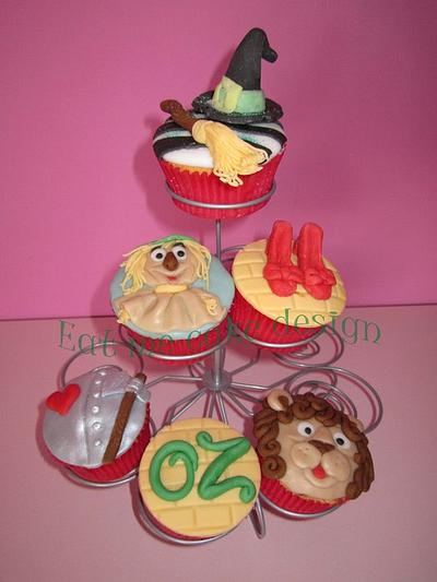 Cupcakes The Wizard of Oz - Cake by Moira