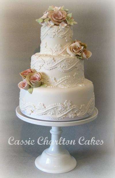 Roses & Lace - Cake by Cassie