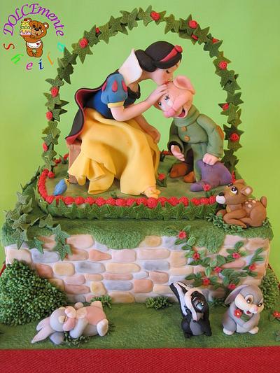 The kiss of Snow White - Cake by Sheila Laura Gallo