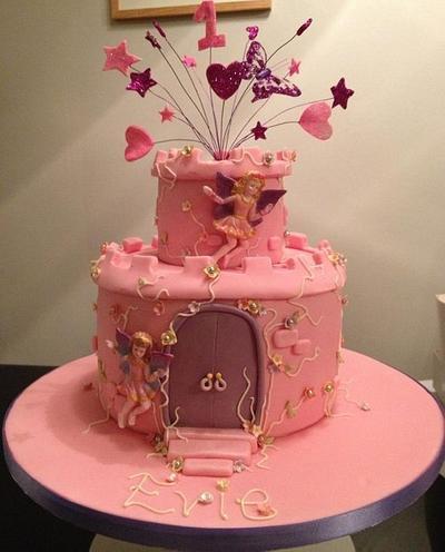 Fairy castle - Cake by Elspeth