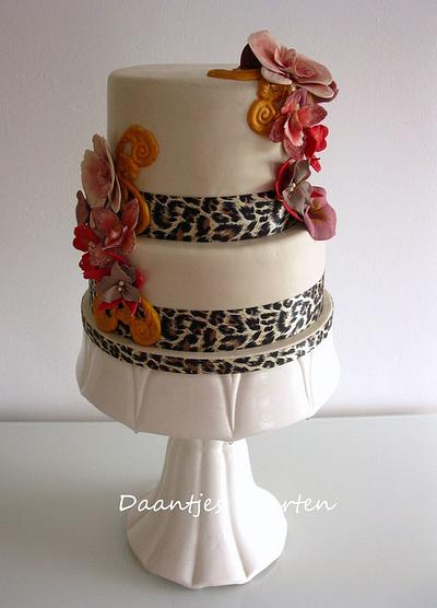 Look with one hand! - Cake by Daantje