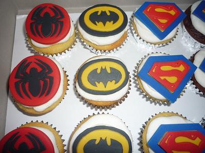 Superheros - Cake by Natali