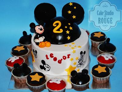Mickey Mouse - Cake by Ceca79