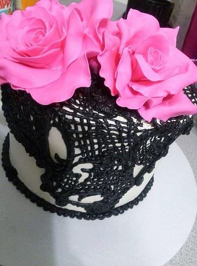 LACE CAKE - Cake by Crys 