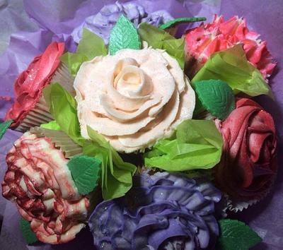 Cupcake Bouquet  - Cake by Embellishcandc