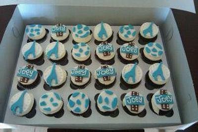 Cupcakes to welcome a baby boy.. - Cake by Priscilla