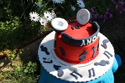 One cake for DJ - Cake by Petra Florean