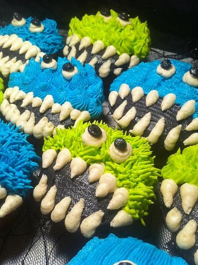 Halloween Monster Cupcakes - Cake by Nikki Belleperche