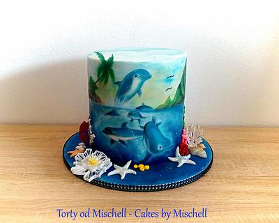 Hand painted dolphin cake - Cake by Mischell