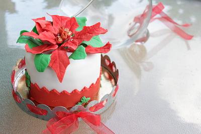 Poinsettia Minicake - Cake by Artym 