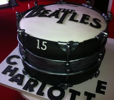 Beatles drum cake :0)  - Cake by Michelle