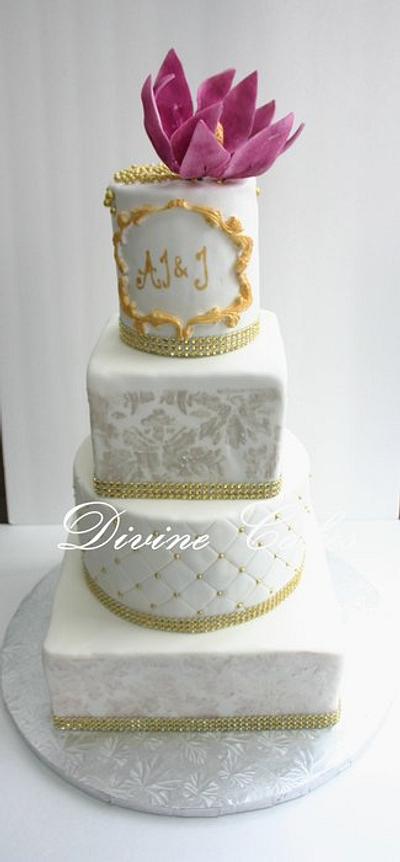 White Elegance.. - Cake by Divine Cakes