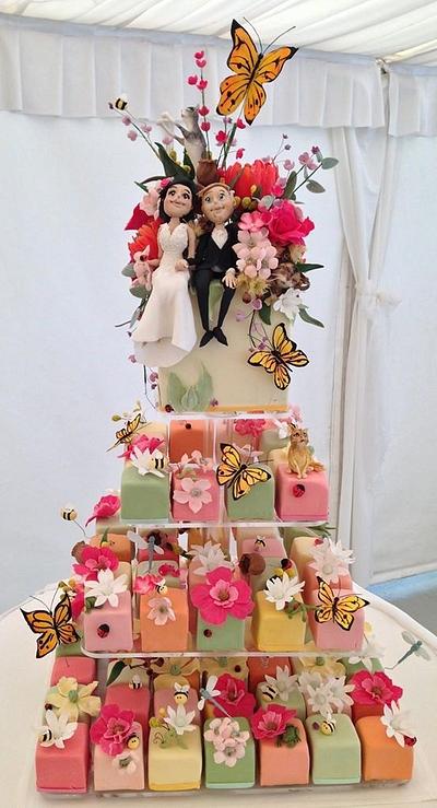 Spring wedding - Cake by Louisa Massignani
