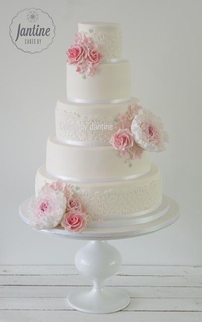 Weddingcake - Cake by Cakes by Jantine
