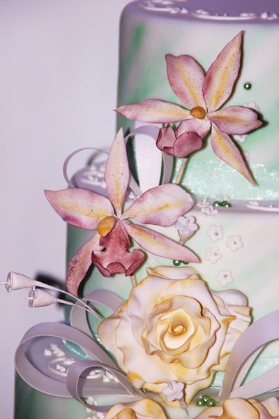 Flowers - Cake by Patrizia Laureti LUXURY CAKE DESIGN