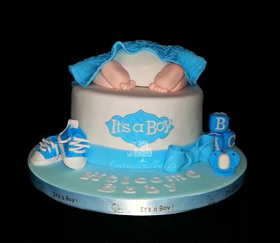 Blue Baby Rump Cake  - Cake by CurvaceousBakes