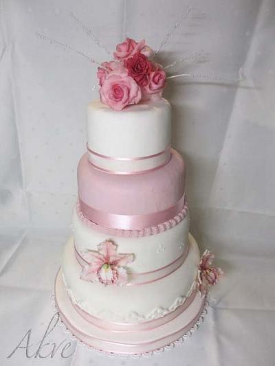 big pink cake - Cake by akve