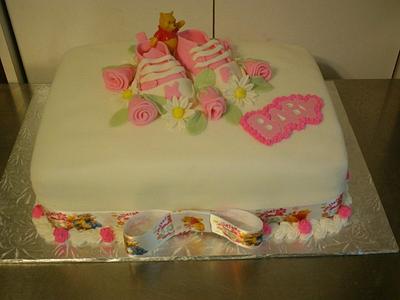 Baby Shower cake - Cake by Tara MacLean