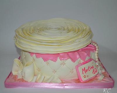 Box Cake - Cake by rosa castiello