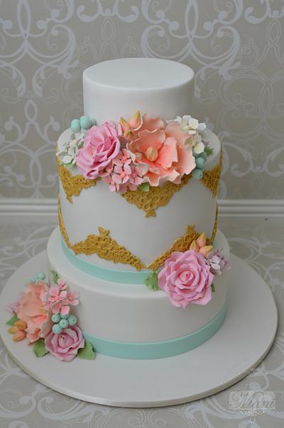 Floral Wedding cake - Cake by designed by mani
