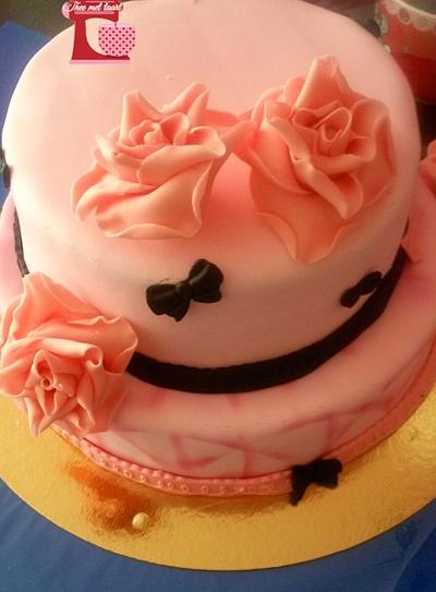 Girly girl cake - Cake by Blueeyedcakegirl