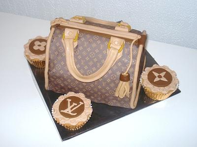 Louis Vuitton bag - Cake by Biby's Bakery