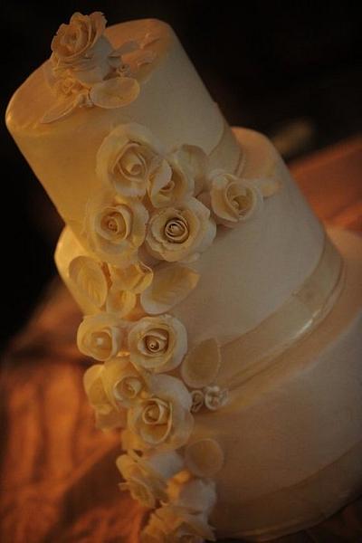 Ivory wedding cake - Cake by Komel Crowley