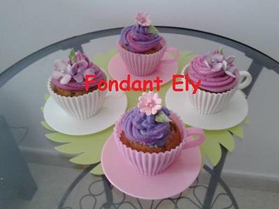 cup cakes   - Cake by Fondant manualidades Ely