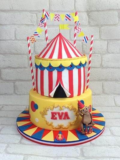 Circus 1st birthday cake - Cake by Gaynor's Cake Creations