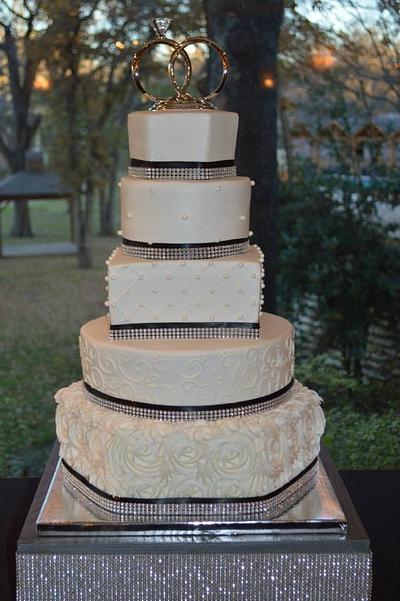 Multi Shaped Wedding - Cake by Kim Leatherwood