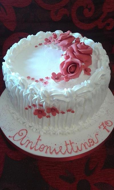 RED AND WHITE - Cake by FRANCESCA