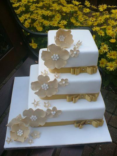 Wedding - Cake by Deborah