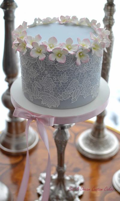 Romantic Lace Cake - Cake by Elisabeth Palatiello