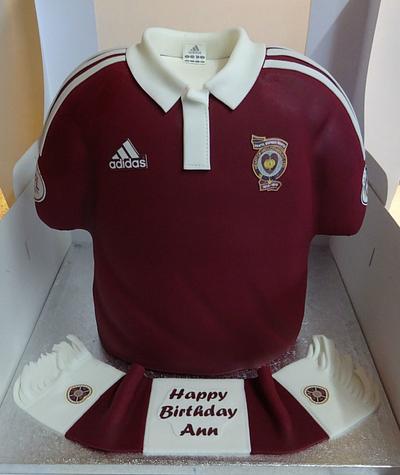 Football top - standing up. - Cake by MarksCakes