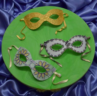 Mardi Gras Masks - Cake by Mandy's Sugarcraft