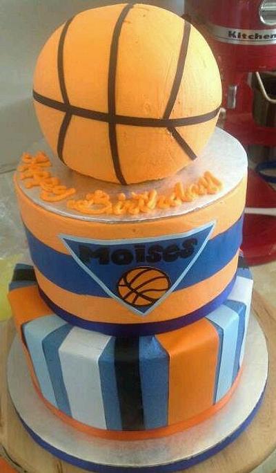 Warrior Basketball - Cake by GABRIELA AGUILAR