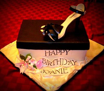 Joanie's chanel - Cake by Mojo3799