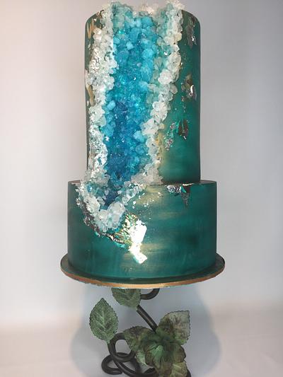 Aqua Geode - Cake by Lesi Lambert - Lambert Academy of Sugar Craft