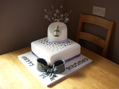 21st Birthday - Cake by Gemma Coupland
