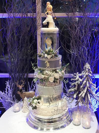  Narnia Wedding cake - Cake by Claire Ratcliffe